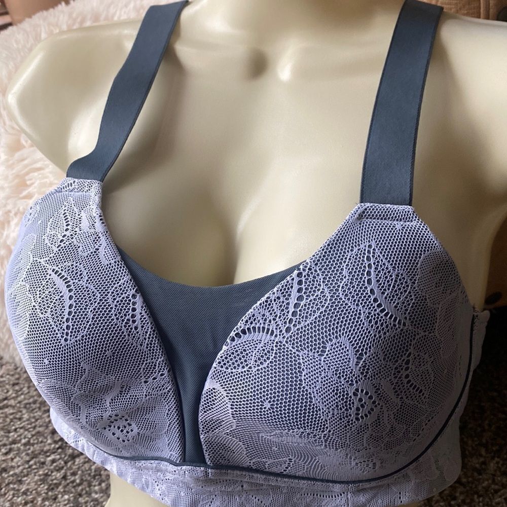 Lane Bryant Cacique Bra sports cooling medium impact 34A